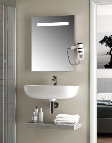 OGLINDA CU LUMINA MEDIANA SUPERIOARA  50X70 LED 25.5W SISTEM ANTI-ABURIRE